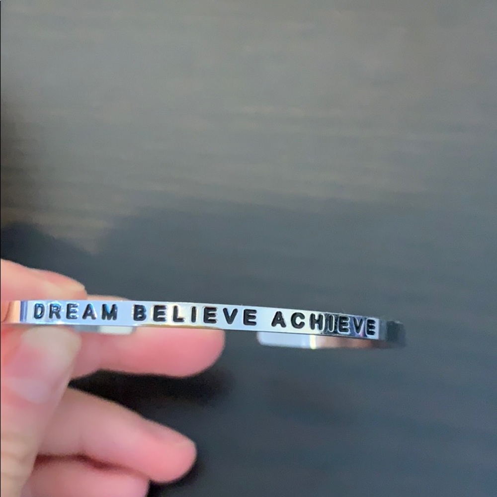 Mantra band dream believe achieve